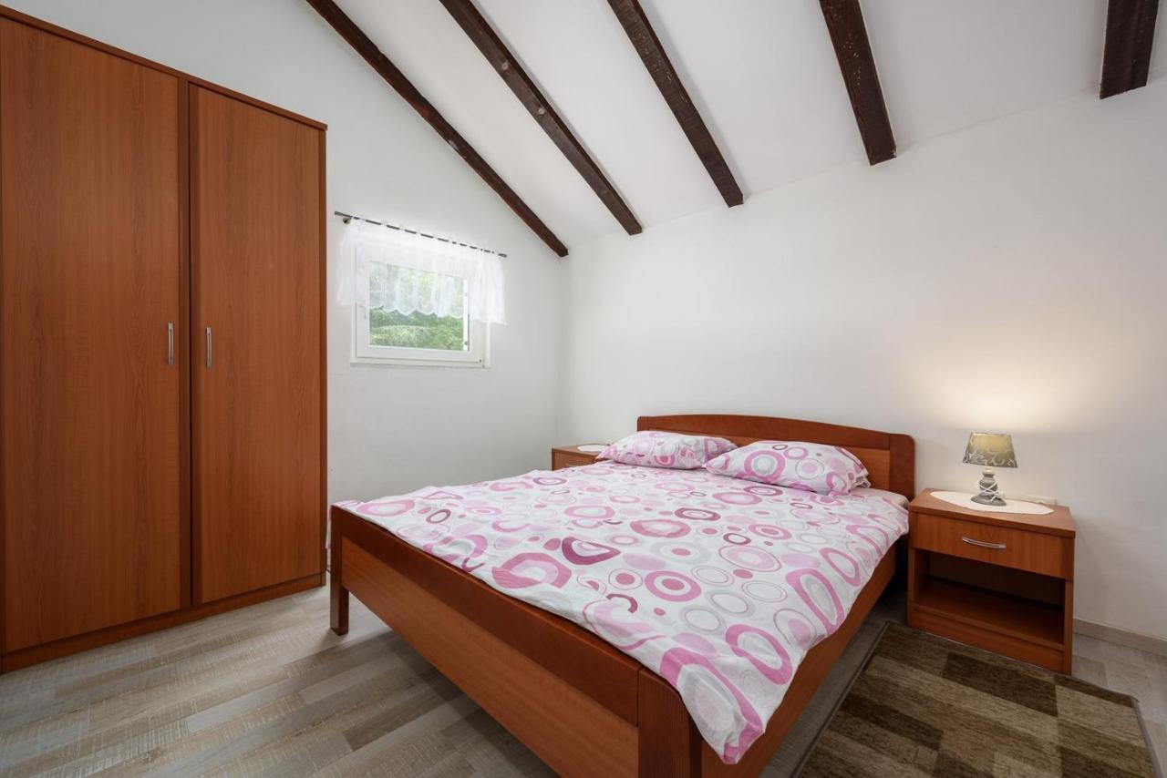 Gasthof House With Umag