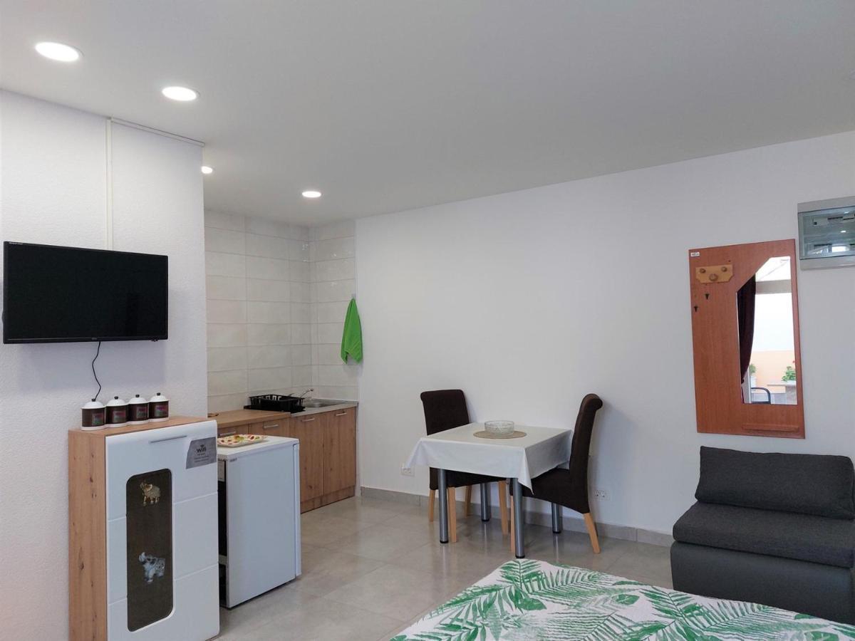 House With Guest house Umag